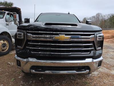 Used 2024 Chevrolet Silverado 2500 - photo 1