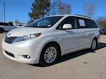 2017 Toyota Sienna FWD Minivan for sale #26T321A - photo 7