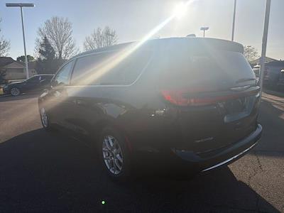 2023 Chrysler Pacifica FWD Minivan for sale #PR536193R - photo 2