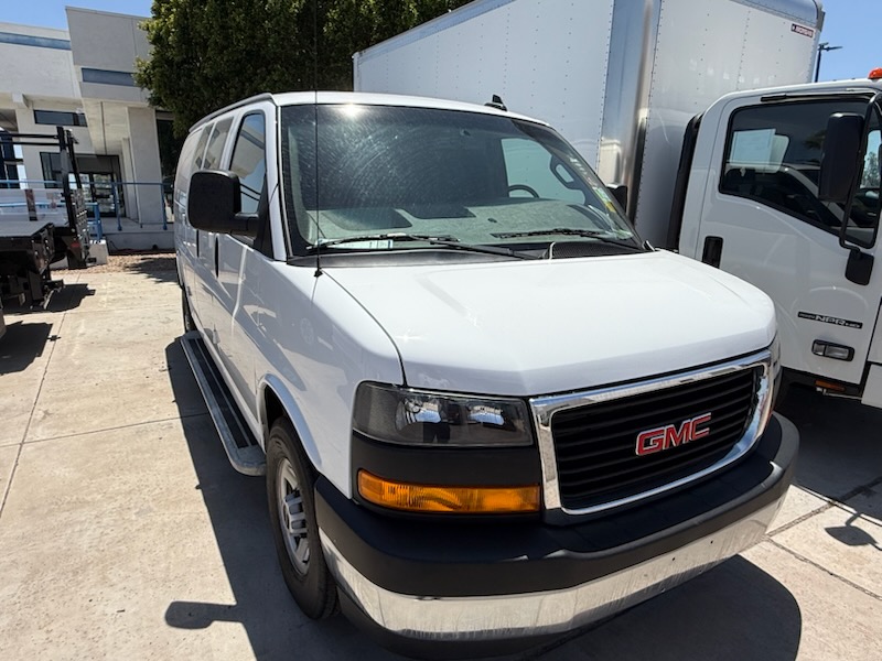 2023 GMC Savana Cargo