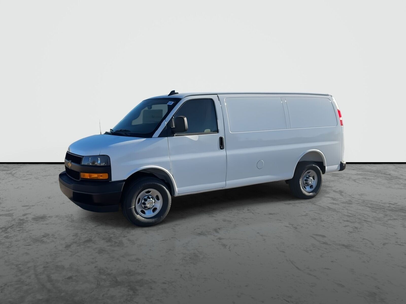 2025 Chevrolet Express Cargo