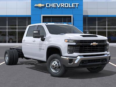 New 2025 Chevrolet Silverado 3500 - photo 1