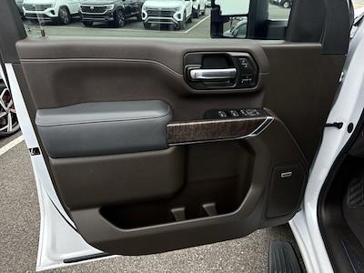 Used 2023 GMC Sierra 3500 - photo 1