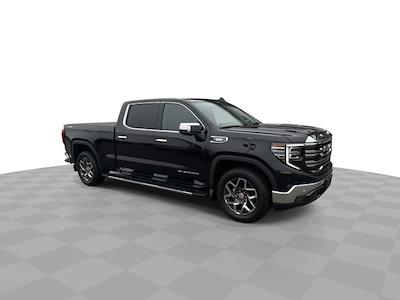 Used 2025 GMC Sierra 1500 - photo 1