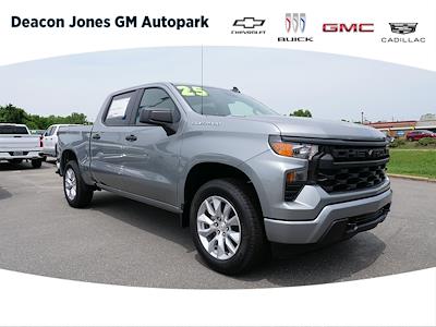 New 2025 Chevrolet Silverado 1500 Custom Crew Cab 4WD Pickup for sale #C150332 - photo 1