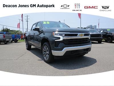 New 2025 Chevrolet Silverado 1500 LT Crew Cab 4WD Pickup for sale #C150355 - photo 1