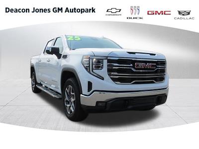 New 2025 GMC Sierra 1500 SLT Crew Cab 4WD Pickup for sale #G350296 - photo 1