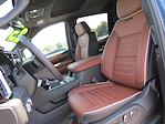 New 2025 GMC Sierra 2500 Denali Ultimate Crew Cab 4WD Pickup for sale #G350427 - photo 20