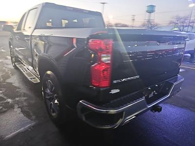 2022 Chevrolet Silverado 1500 Crew Cab 4WD Pickup for sale #2207504 - photo 2