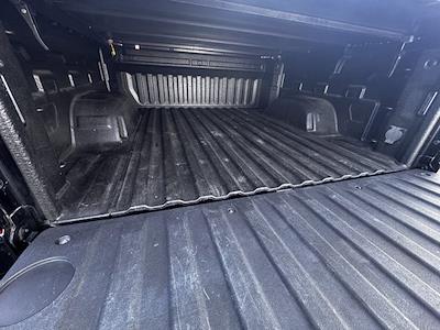 2022 Chevrolet Silverado 1500 Crew Cab 4WD Pickup for sale #2289096 - photo 2