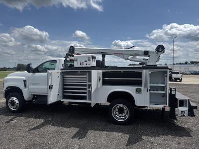 2024 Chevrolet Silverado 5500 Regular Cab DRW 4WD Knapheide Mechanics Body for sale #2462882 - photo 2