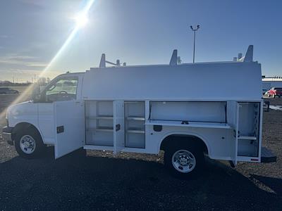 New 2025 Chevrolet Express 3500 Service Utility Van for sale #2557380 - photo 1