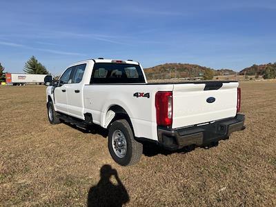 New 2024 Ford F-350 Crew Cab 4WD SRW Pickup for sale #2418119 - photo 2