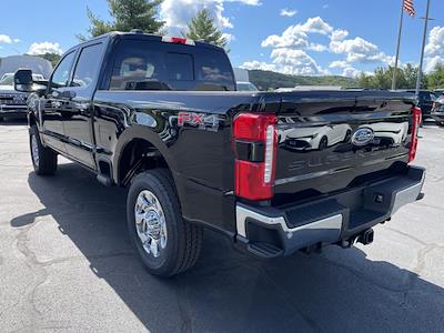 New 2025 Ford F-350 Crew Cab 4WD SRW Pickup for sale #2591942 - photo 2