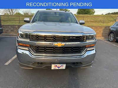 Used 2018 Chevrolet Silverado 1500 - photo 1
