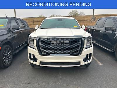 Used 2023 GMC Yukon XL - photo 1