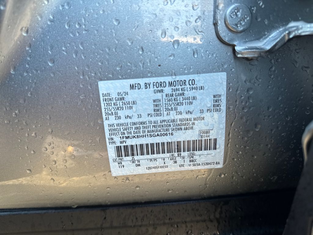 Used 2025 Ford Explorer - photo 15