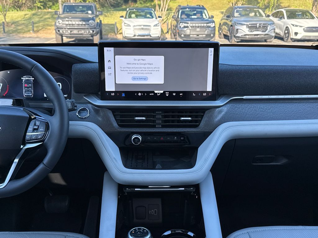 Used 2025 Ford Explorer - photo 19