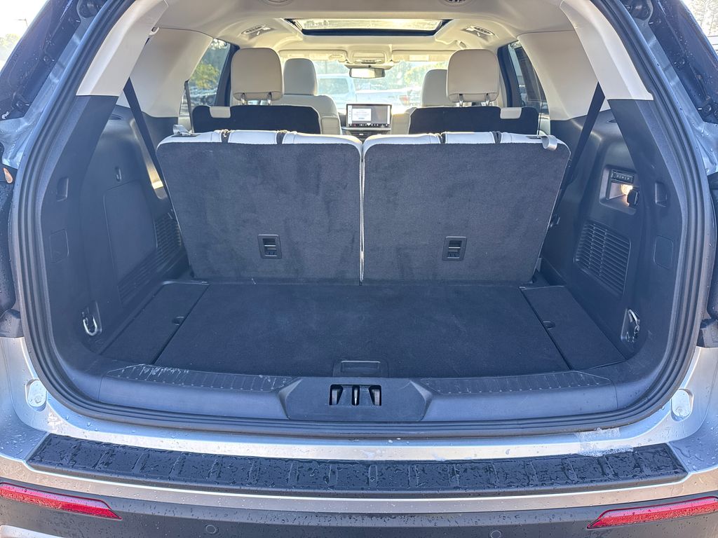 Used 2025 Ford Explorer - photo 26