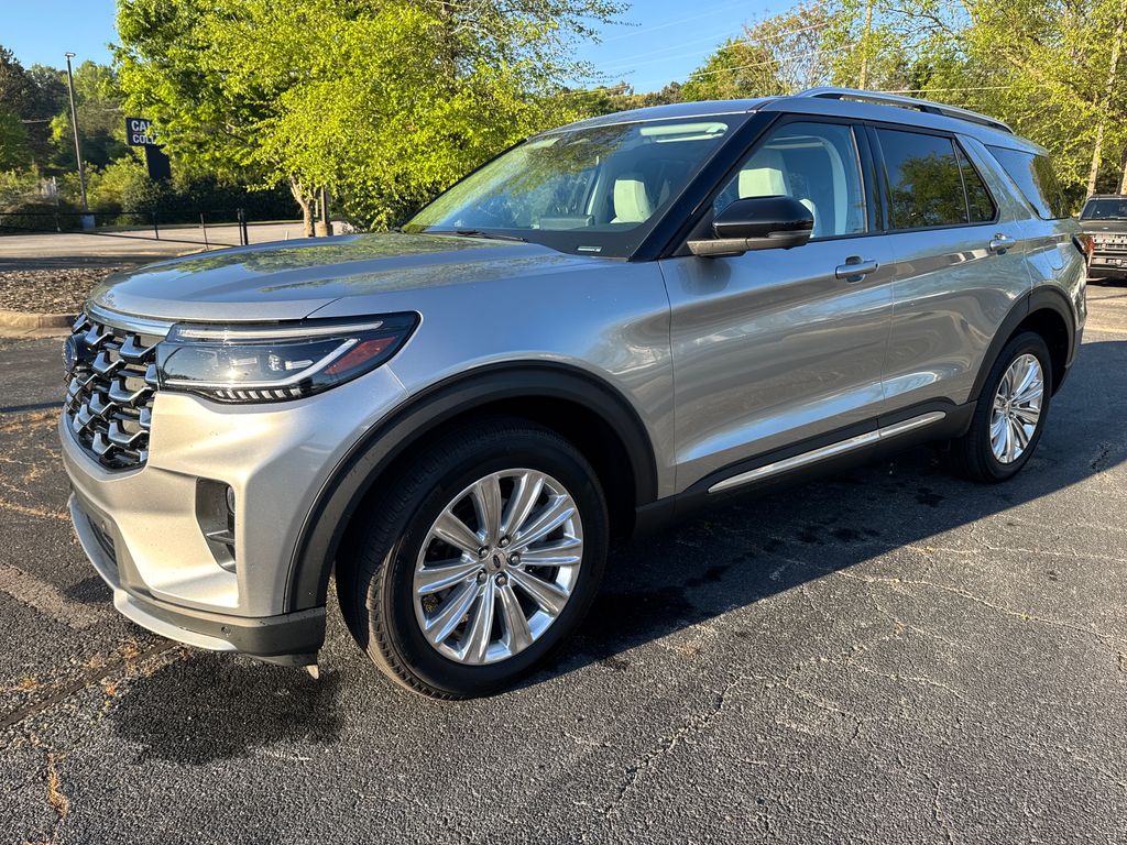 Used 2025 Ford Explorer - photo 1