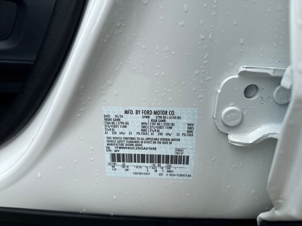 Used 2025 Ford Explorer - photo 23