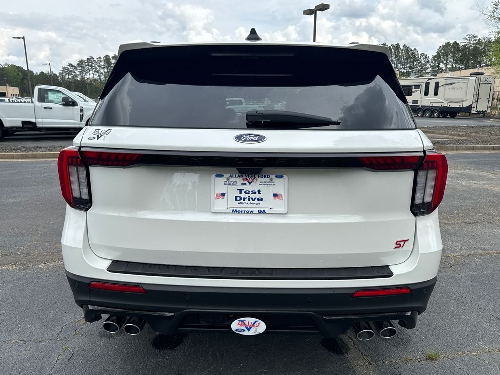 Used 2025 Ford Explorer - photo 5