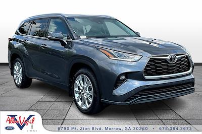 Used 2024 Toyota Highlander Limited for sale #SGC58888A - photo 1