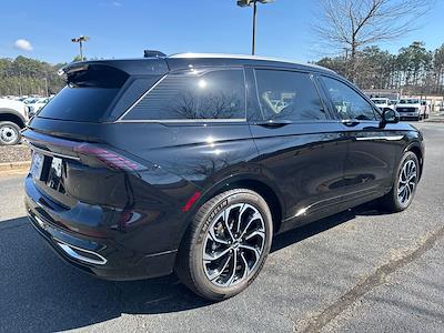 Used 2025 Lincoln Nautilus - photo 1