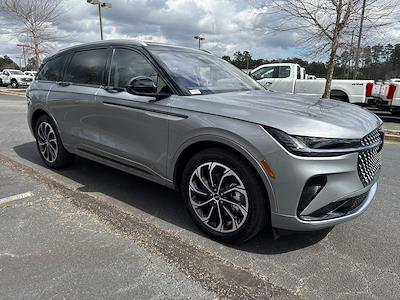 Used 2025 Lincoln Nautilus - photo 1