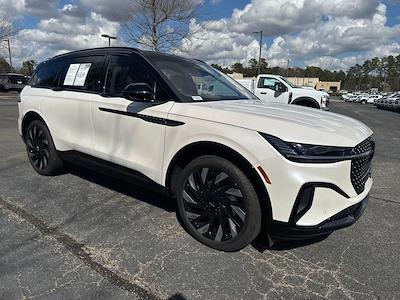 Used 2025 Lincoln Nautilus - photo 1