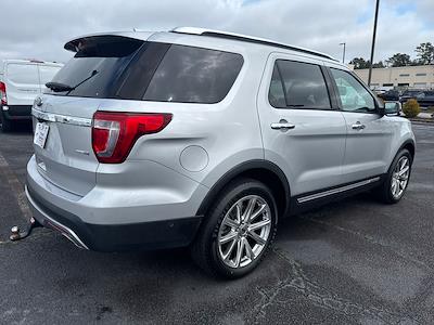 Used 2017 Ford Explorer - photo 1