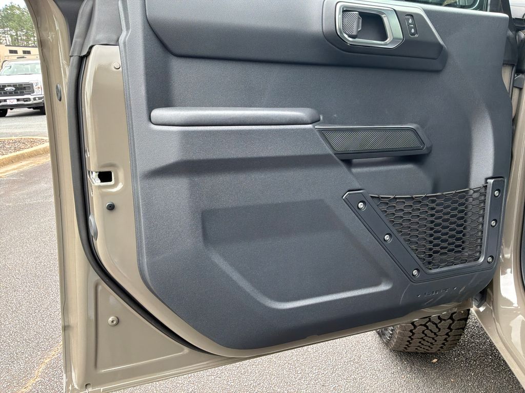 New 2025 Ford Bronco - photo 5