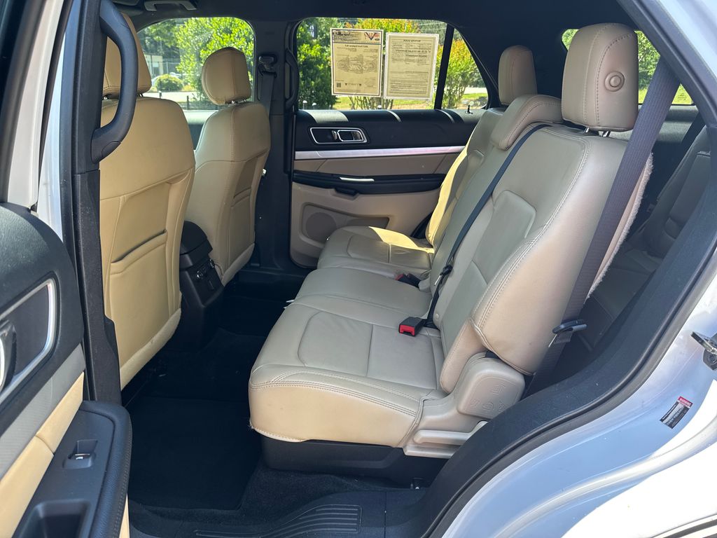 Used 2017 Ford Explorer - photo 28