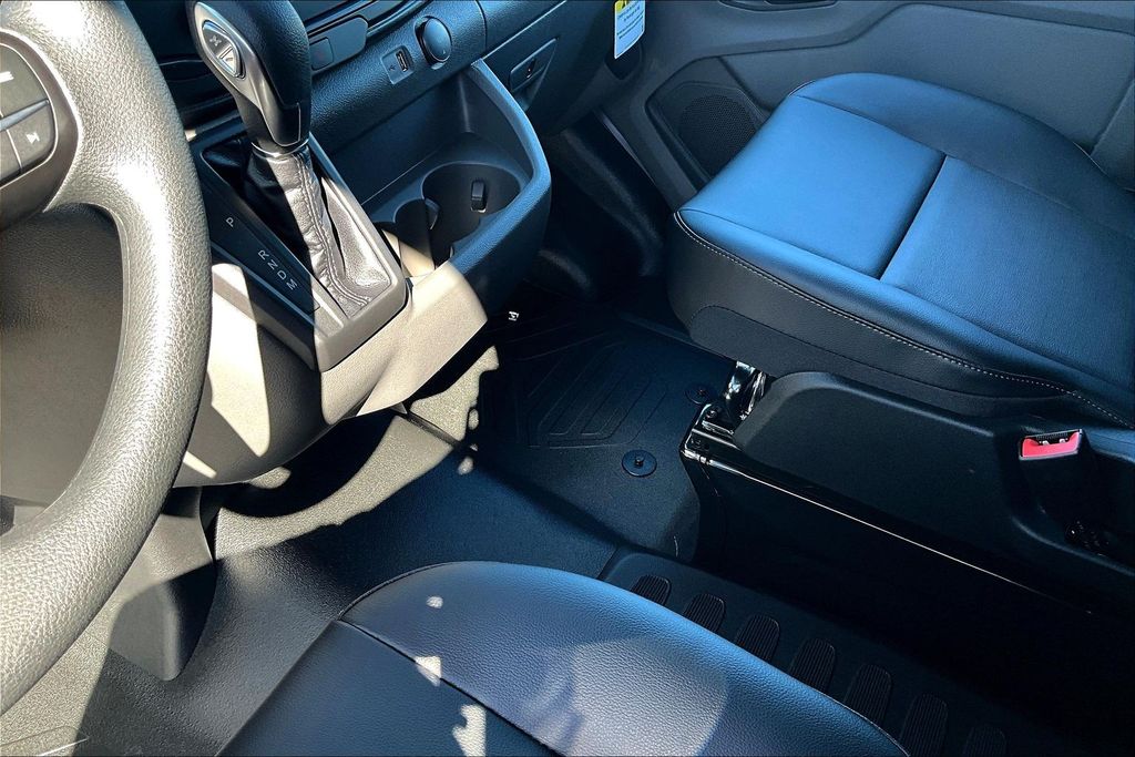 New 2026 Ford Transit 250 - photo 10