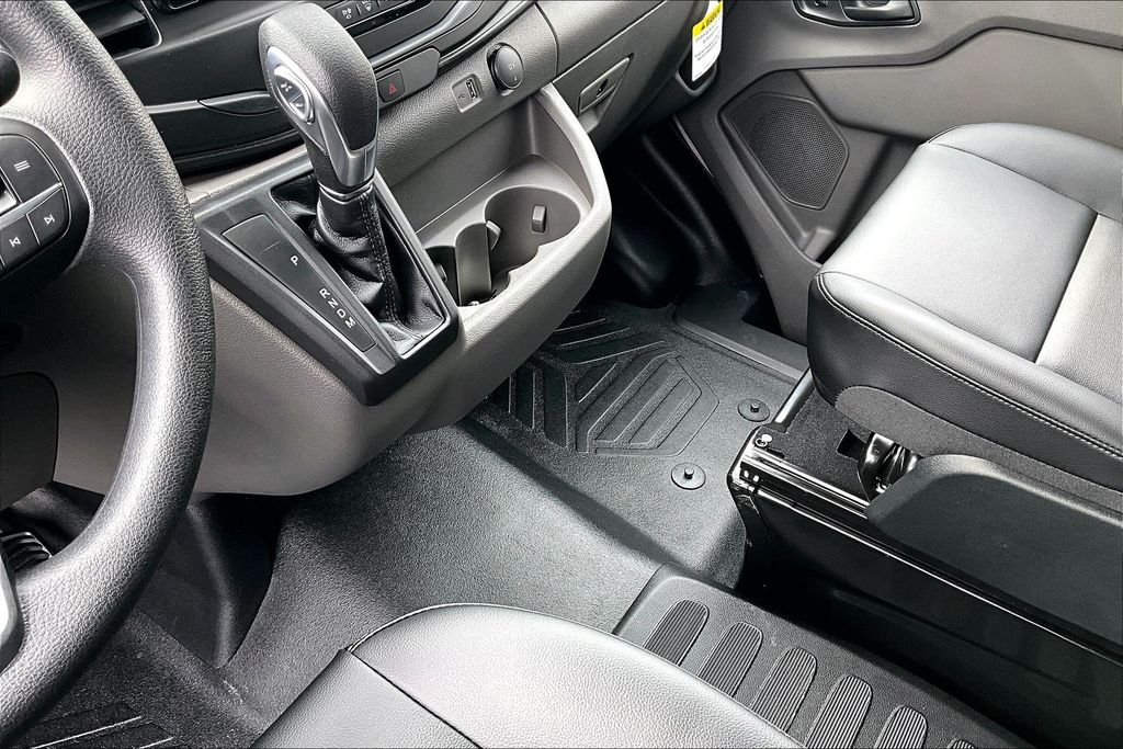 New 2026 Ford Transit 250 - photo 10