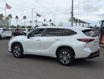 2023 Toyota Highlander FWD SUV for sale #P13872 - photo 2