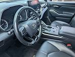 Used 2021 Toyota Highlander XLE SUV for sale #P14154 - photo 17