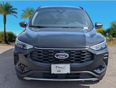 Used 2025 Ford Escape - photo 1