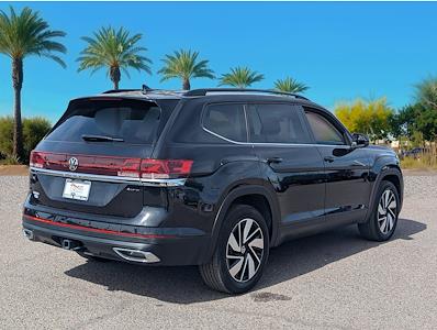 Used 2025 Volkswagen Atlas - photo 1