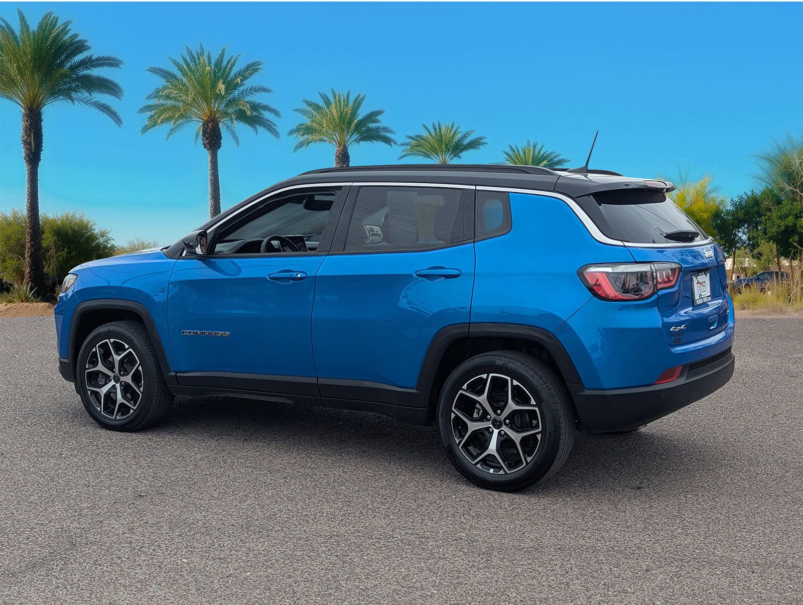 Used 2025 Jeep Compass - photo 2