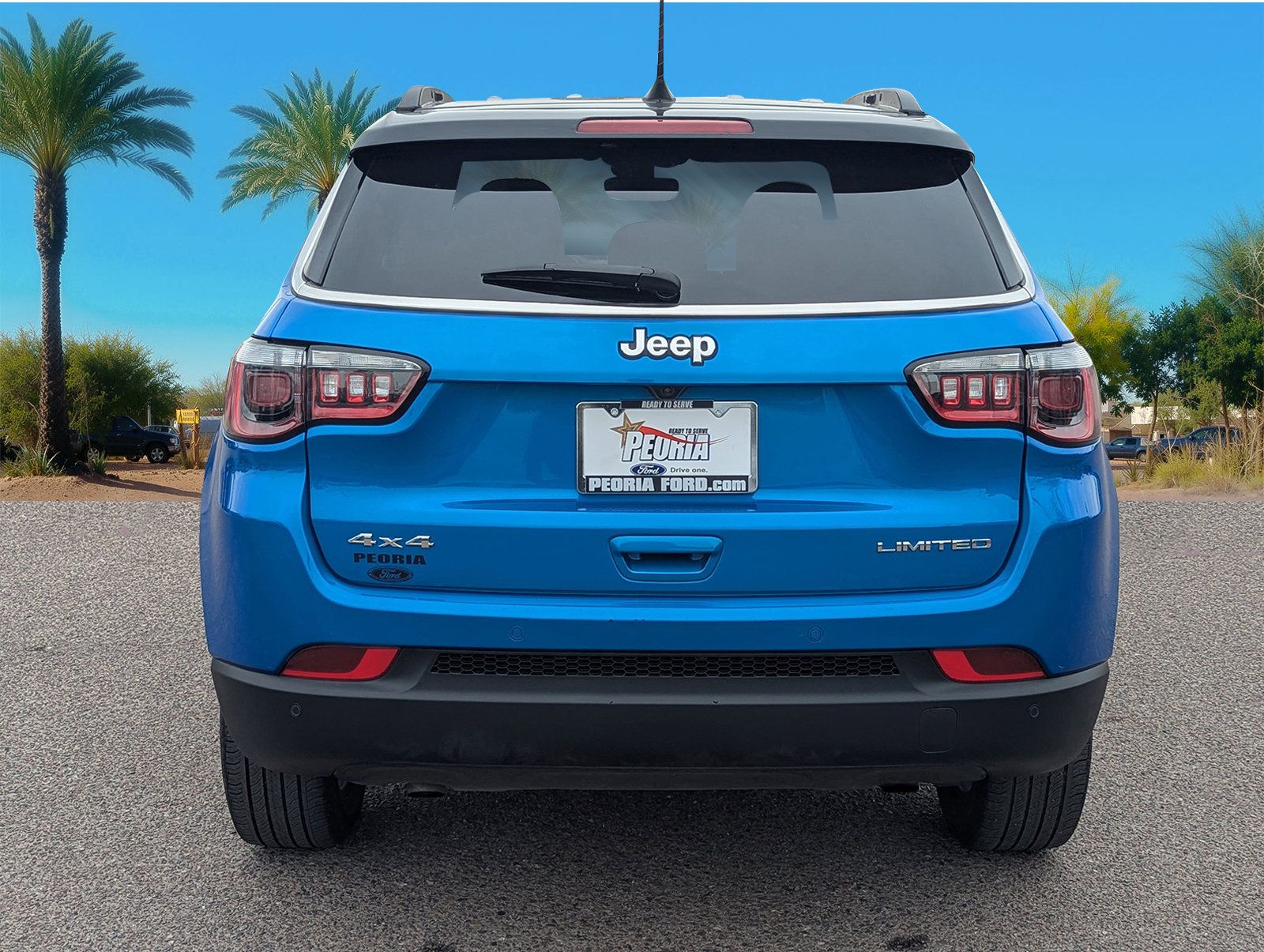 Used 2025 Jeep Compass - photo 5