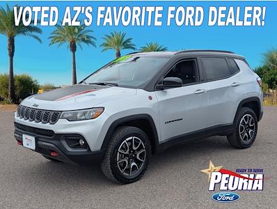 Used 2025 Jeep Compass - photo 1