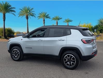 Used 2025 Jeep Compass - photo 2