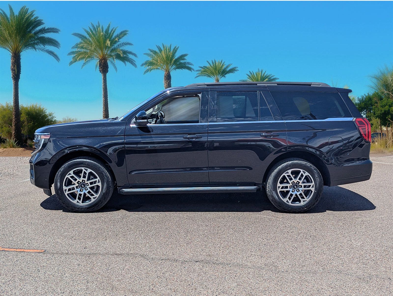 Used 2025 Ford Expedition - photo 29