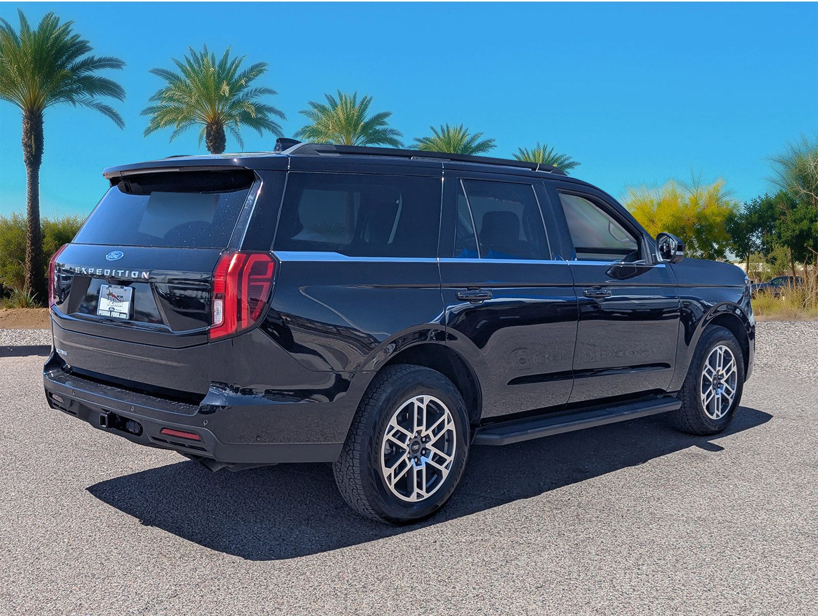 Used 2025 Ford Expedition - photo 32