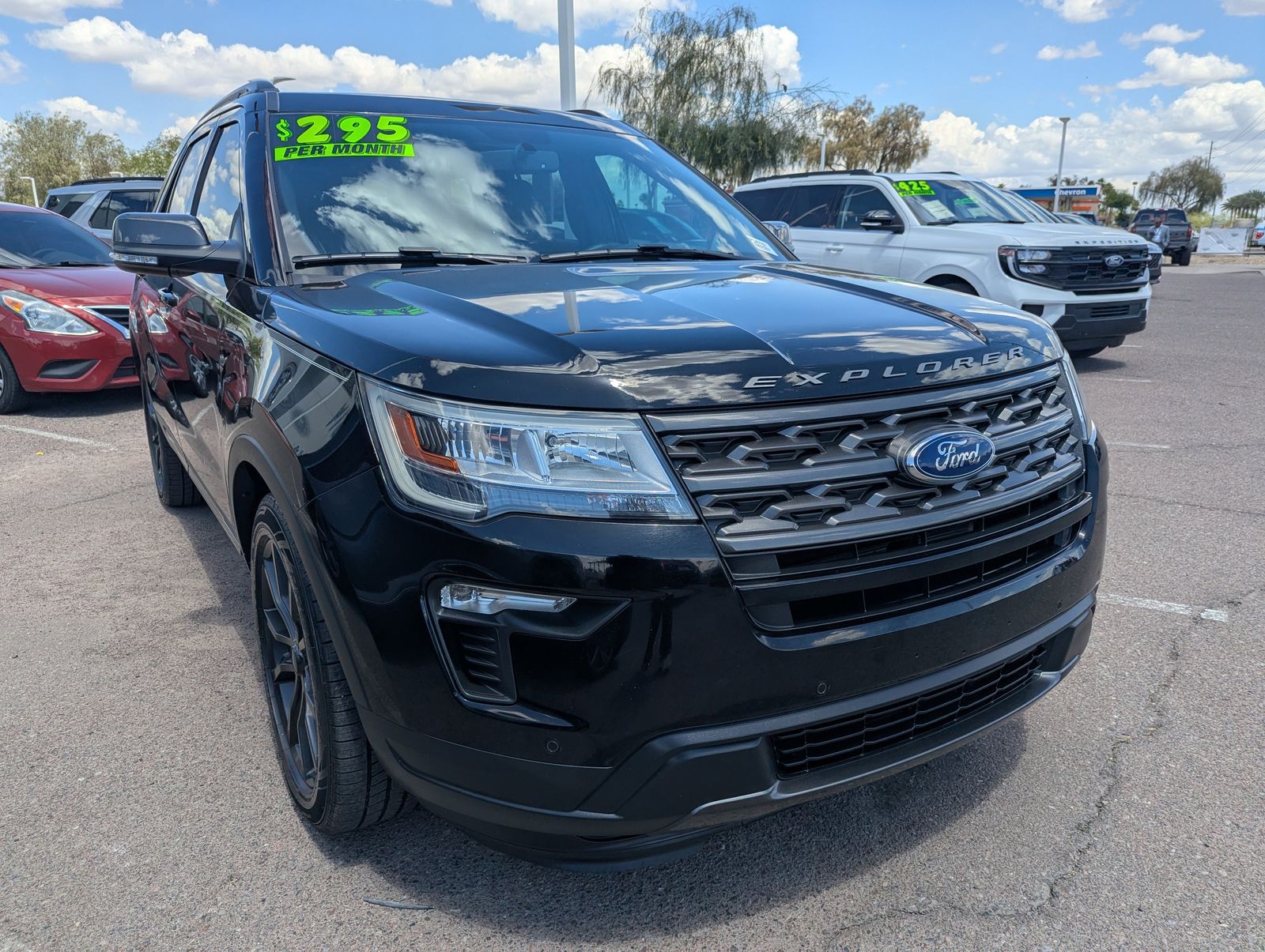 Used 2018 Ford Explorer - photo 2