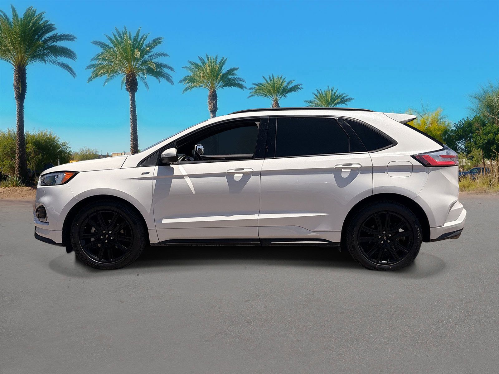 Used 2020 Ford Edge - photo 1