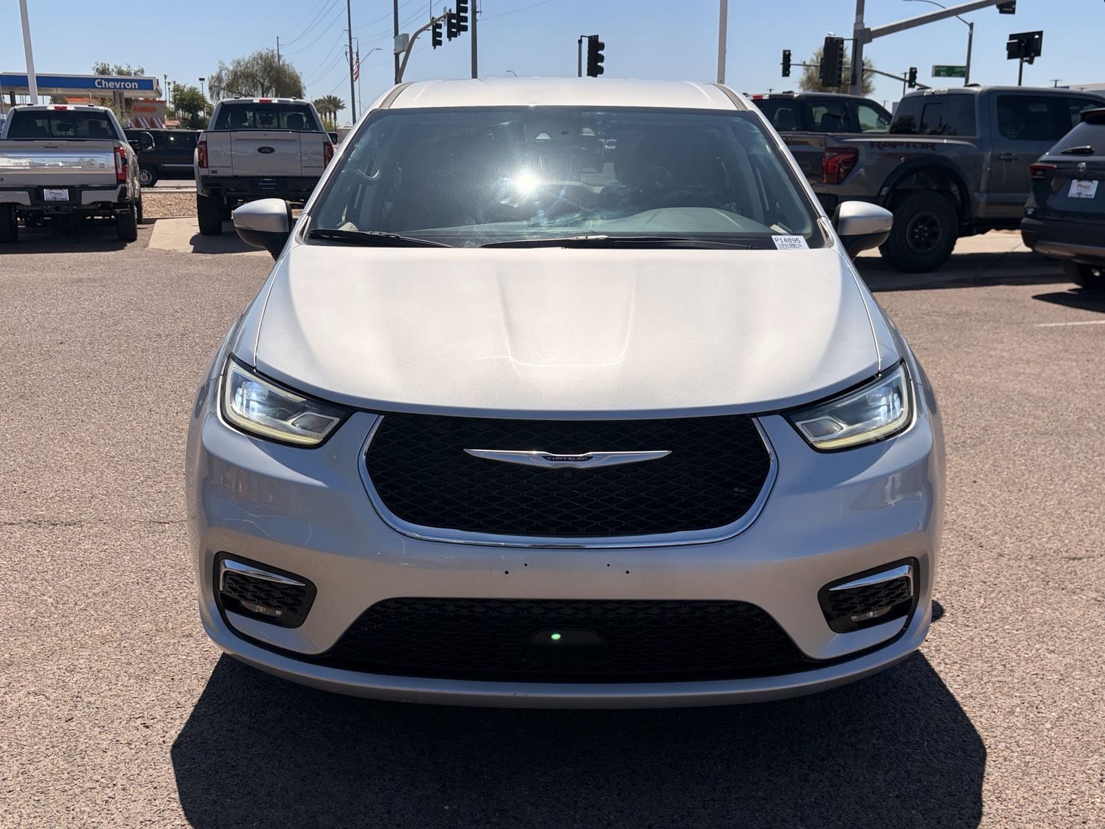 Used 2023 Chrysler Pacifica - photo 11