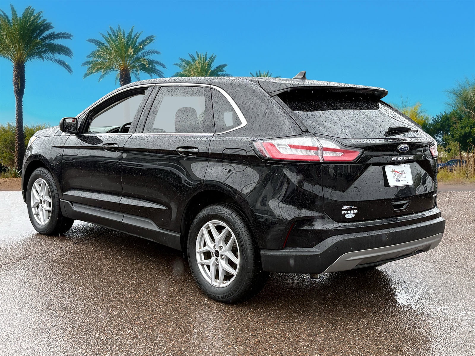 Used 2024 Ford Edge - photo 2