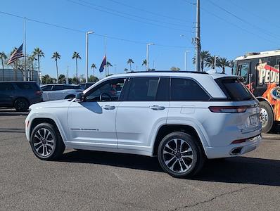 2022 Jeep Grand Cherokee 4x2, SUV for sale #RLB43238A - photo 2